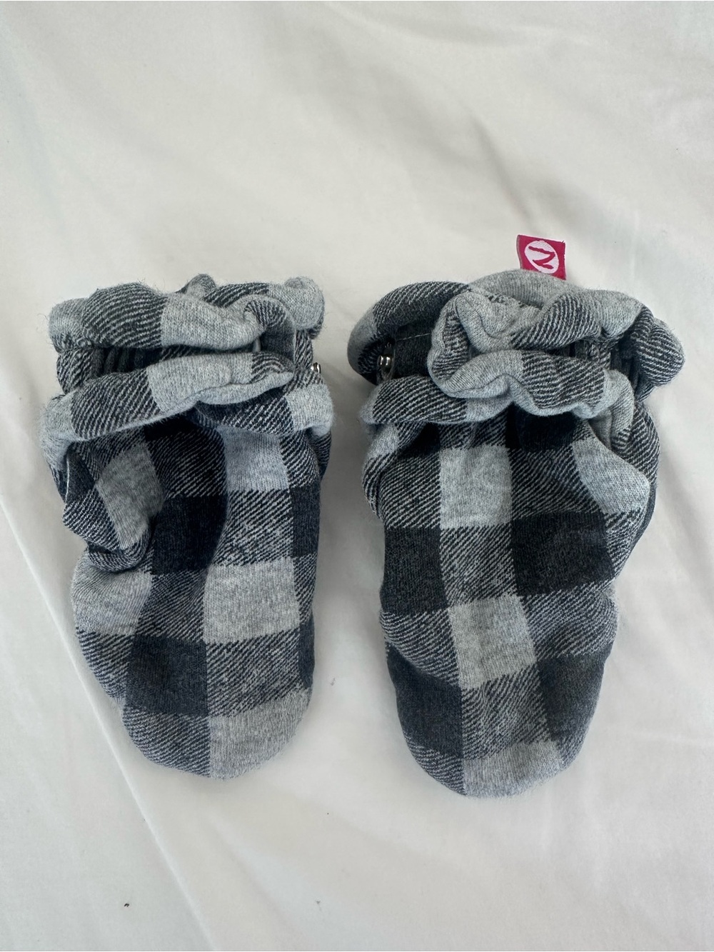 Zutano Children's Gray Plaid Ruffled Booties